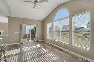 1589 Stonebury Ct, Beavercreek Twp, OH 45385 - Photo 7