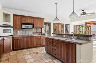 3849 Sable Ridge Dr, Bellbrook, OH 45305 - Photo 29