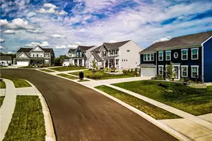 425 Pilot Point, Vandalia, OH 45377 - Photo 3