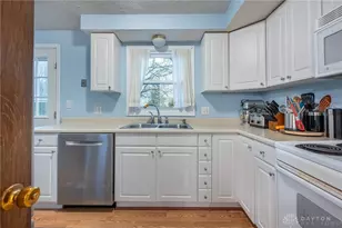 164 Waterford Dr, Centerville, OH 45458 - Photo 13