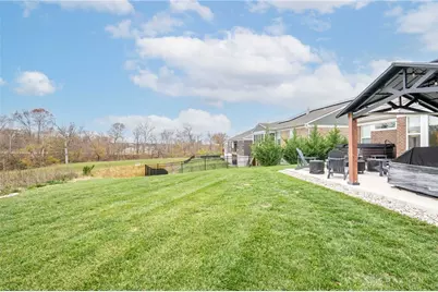 5139 Renaissance Park Drive, Franklin, OH 45005 - Photo 9