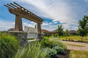 445 Pilot Point, Vandalia, OH 45377 - Photo 3