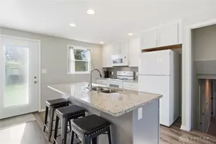 6612 Westgrove Dr, Dayton, OH 45426 - Photo 17