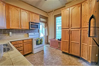 98 W 3rd Street, Xenia, OH 45385 - Photo 23