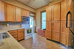 98 W 3rd St, Xenia, OH 45385 - Photo 23