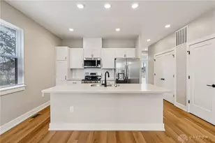 1260 W First St, Dayton, OH 45402 - Photo 9