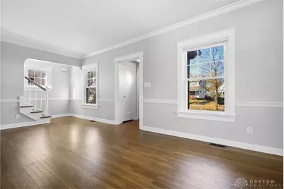 320 Claranna Avenue, Oakwood, OH 45419 - Photo 7