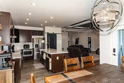 1018 Hunters Ridge Drive, Tipp City, OH 45371 - Photo 17