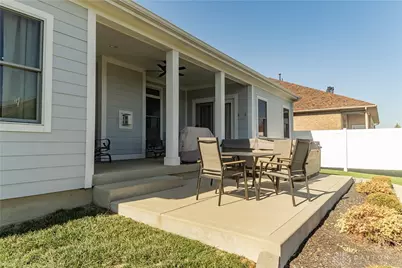 1018 Hunters Ridge Drive, Tipp City, OH 45371 - Photo 51