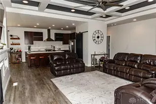 1018 Hunter's Ridge Dr, Tipp City, OH 45371 - Photo 11