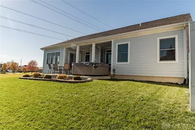 1018 Hunters Ridge Drive, Tipp City, OH 45371 - Photo 53