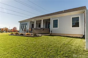 1018 Hunter's Ridge Dr, Tipp City, OH 45371 - Photo 53