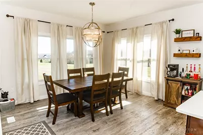 1018 Hunters Ridge Drive, Tipp City, OH 45371 - Photo 15