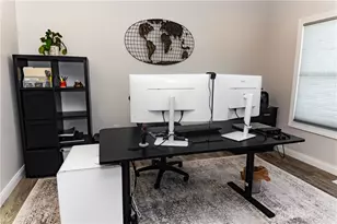 1018 Hunter's Ridge Dr, Tipp City, OH 45371 - Photo 5