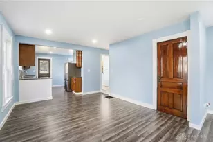 322 E Main St, West Carrollton, OH 45449 - Photo 9