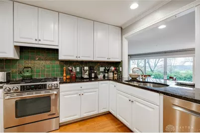 571 Eagle Circle, Kettering, OH 45429 - Photo 11