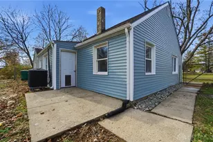 9185 S Mann Rd, Bethel Twp, OH 45371 - Photo 49