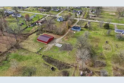 9185 S Mann Road, Bethel Twp, OH 45371 - Photo 5