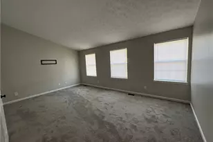 10080 Edgerton Dr, Miamisburg, OH 45342 - Photo 9