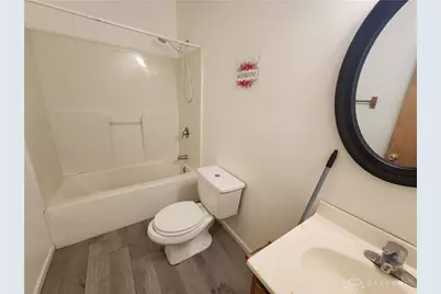 907 S Limestone Street, Springfield, OH 45505 - Photo 9