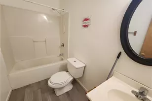 907 S Limestone St, Springfield, OH 45505 - Photo 9