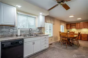 3136 Suburban Dr, Beavercreek, OH 45432 - Photo 11