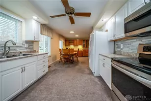 3136 Suburban Dr, Beavercreek, OH 45432 - Photo 3