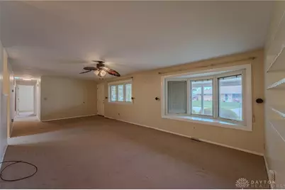 5910 Shady Oak Street, Dayton, OH 45424 - Photo 5