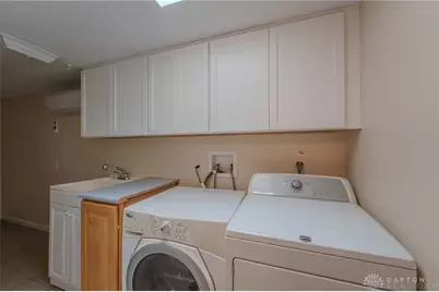 5910 Shady Oak Street, Dayton, OH 45424 - Photo 15