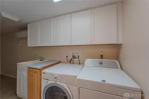 5910 Shady Oak St, Dayton, OH 45424 - Photo 15