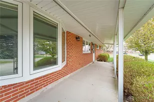 5910 Shady Oak St, Dayton, OH 45424 - Photo 27