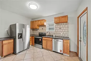 1708 Xenia Ave, Dayton, OH 45410 - Photo 7