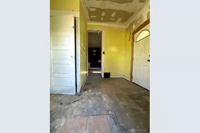 135 Drummer Avenue, Dayton, OH 45403 - Photo 11