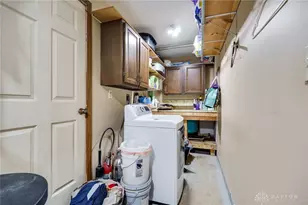 135 Floral Acres Dr, Tipp City, OH 45371 - Photo 25