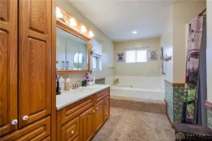 135 Floral Acres Dr, Tipp City, OH 45371 - Photo 43