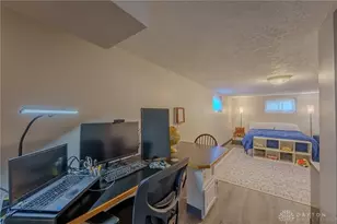 308 E Dorothy Ln, Dayton, OH 45419 - Photo 21