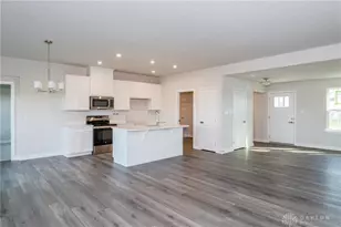 3505 Arrowwood St, Tipp City, OH 45371 - Photo 5