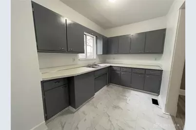 212 E Hillcrest Avenue, Dayton, OH 45405 - Photo 7