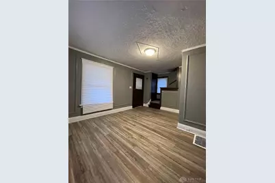 212 E Hillcrest Avenue, Dayton, OH 45405 - Photo 3