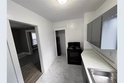 212 E Hillcrest Avenue, Dayton, OH 45405 - Photo 11