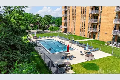 2230 S Patterson Boulevard #21, Dayton, OH 45409 - Photo 9