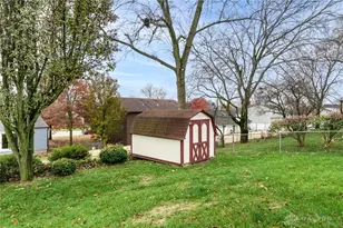 2108 Sir Lockesley Dr, Miamisburg, OH 45342 - Photo 31