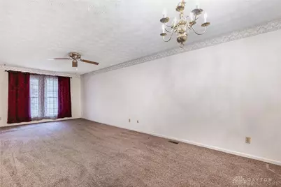 2108 Sir Lockesley Drive, Miamisburg, OH 45342 - Photo 7