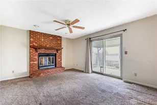 2108 Sir Lockesley Dr, Miamisburg, OH 45342 - Photo 15