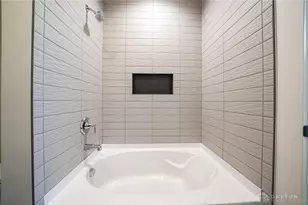 1226 Normandy Rue, Clearcreek Twp, OH 45458 - Photo 49