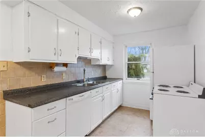 3929 Fulton Avenue, Dayton, OH 45439 - Photo 11