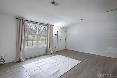 698 S Riverview Avenue, Miamisburg, OH 45342 - Photo 3