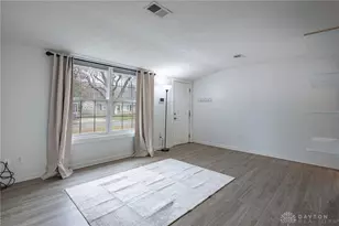 698 S Riverview Ave, Miamisburg, OH 45342 - Photo 3