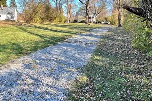 3145 Troy Rd, Springfield, OH 45504 - Photo 25