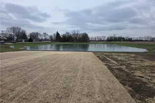 2924 Huntington Dr, Troy, OH 45373 - Photo 5